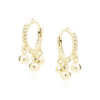 guldbelagte creoler med kugler