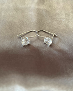 øreringe i sølv med zirkon