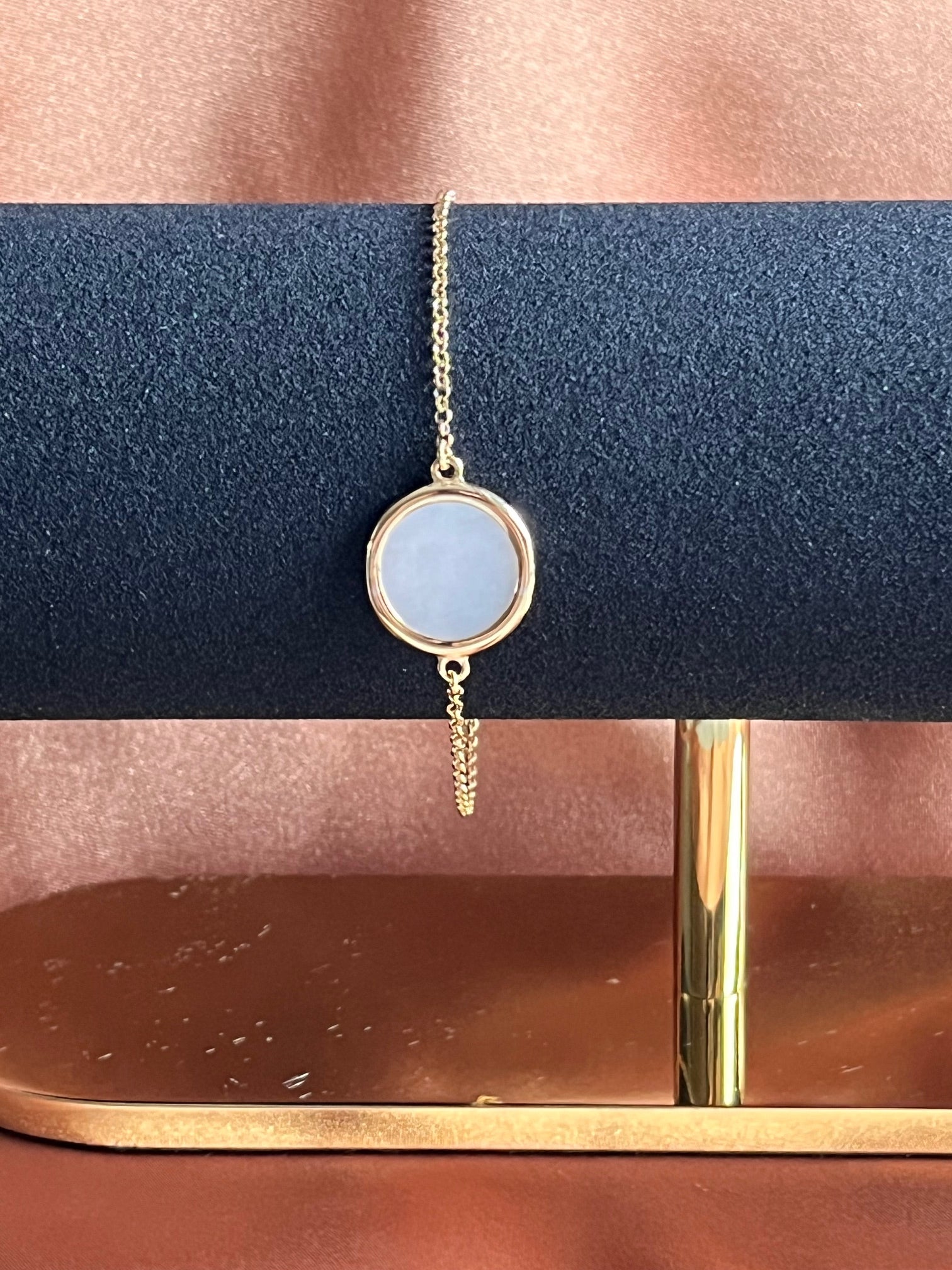 LAVAL armbånd med rund perlemorsskive i guldfarvet sterlingsølv 19cm (31812780D) Sekundært billede