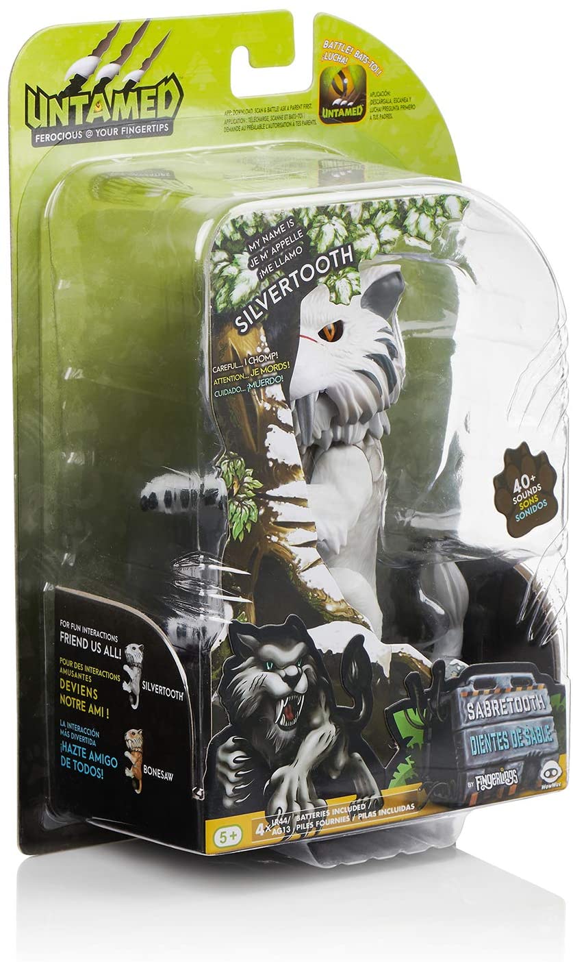 Fingerlings Untamed Sabretooth Silvertooth