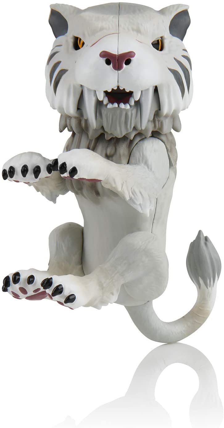 Fingerlings Untamed Sabretooth Silvertooth