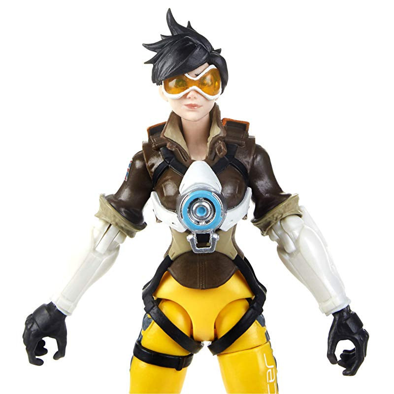 Hasbro Overwatch Ultimates Tracer Figur 15,5cm x 23 cm